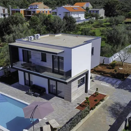 Sunflower With Pool * Sukošan